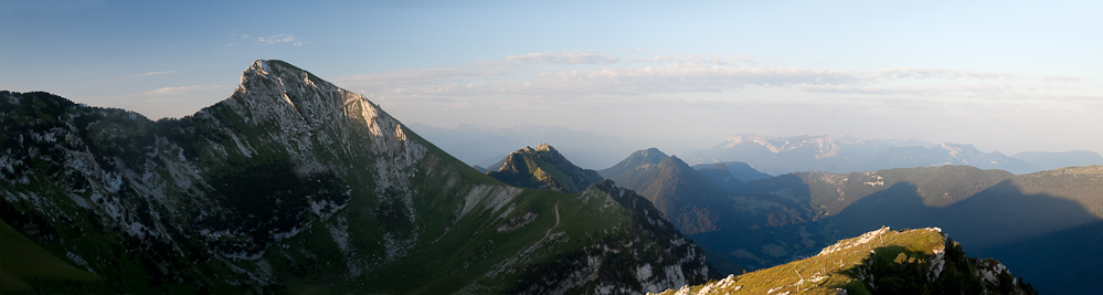 Lever du soleil sur le Colombier