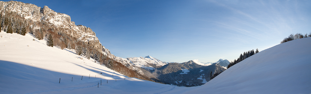 Panorama du Roc des Boeufs au Colombier